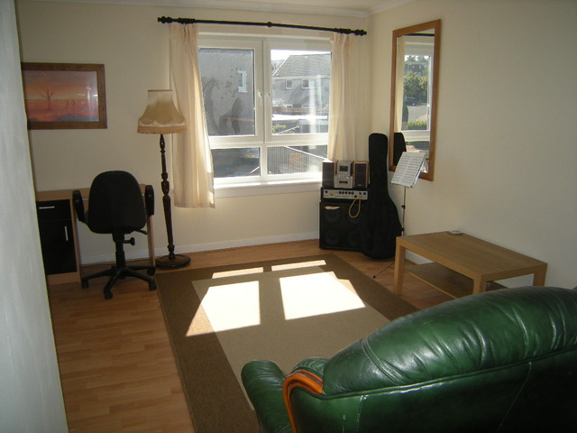  Image of 1 bedroom Flat to rent in Glencoul Avenue Dalgety Bay Dunfermline KY11 at Dalgety Bay Fife Fife, KY11 9XL