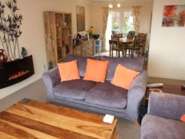  Image of 3 bedroom Detached house for sale in Glenisla Grove Dunfermline KY11 at Dunfermline Fife Halbeath, KY11 8TE