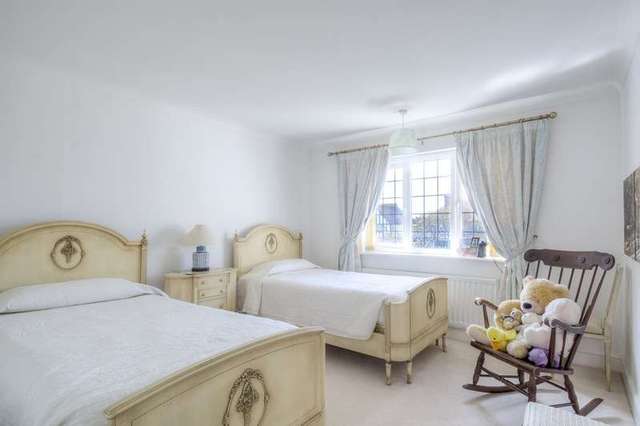  Image of 4 bedroom Detached house for sale in Golden Acre East Preston Littlehampton BN16 at East Preston  Kingston, BN16 1QP