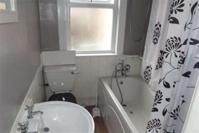  Image of 3 bedroom Detached house to rent in Gondover Avenue Walton Liverpool L9 at Liverpool, L9 8AZ