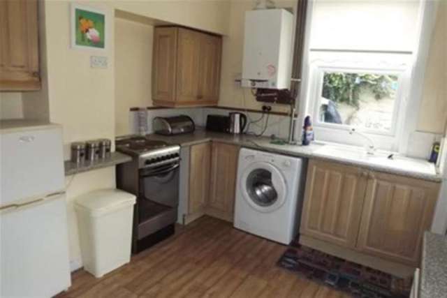  Image of 3 bedroom Detached house to rent in Gondover Avenue Walton Liverpool L9 at Liverpool, L9 8AZ