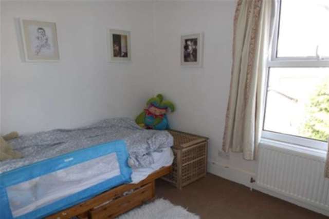  Image of 3 bedroom Terraced house to rent in Gordon Road Brighton BN1 at Brighton, BN1 6PE