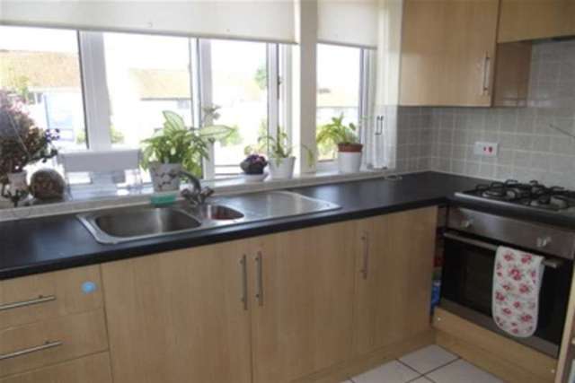  Image of 3 bedroom Semi-Detached house to rent in Grange Avenue Street BA16 at Street, BA16 9PF
