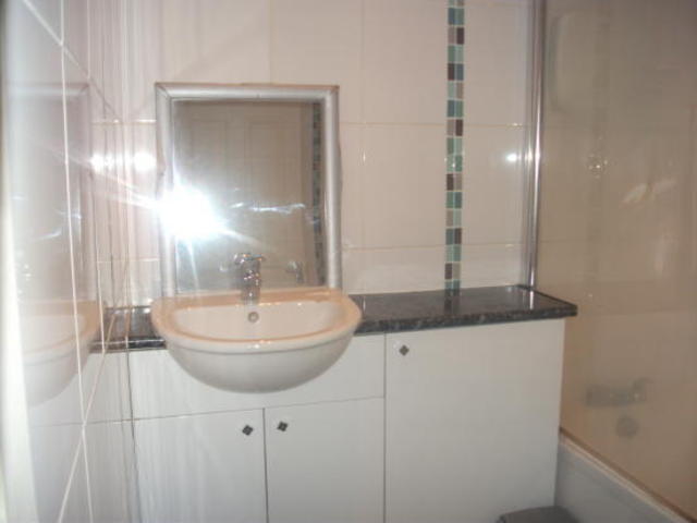  Image of 1 bedroom Flat to rent in Greenbank Street Rutherglen Glasgow G73 at Rutherglen Glasgow Glasgow, G73 1JU