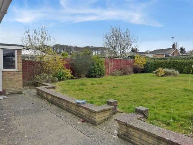  Image of 3 bedroom Bungalow for sale in Greenfield Crescent Waterlooville PO8 at Waterlooville Hampshire Waterlooville, PO8 9EL
