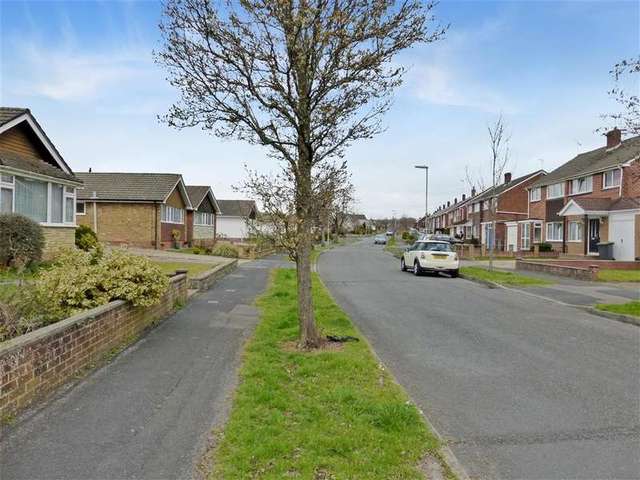  Image of 3 bedroom Bungalow for sale in Greenfield Crescent Waterlooville PO8 at Waterlooville Hampshire Waterlooville, PO8 9EL