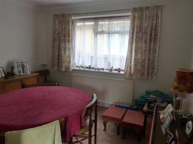  Image of 3 bedroom Bungalow for sale in Greenfield Crescent Waterlooville PO8 at Waterlooville Hampshire Waterlooville, PO8 9EL