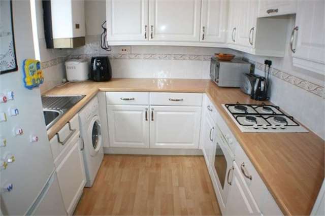 Image of 3 bedroom Semi-Detached house for sale in Greenside Borehamwood WD6 at BOREHAMWOOD BOREHAMWOOD, WD6 4JE