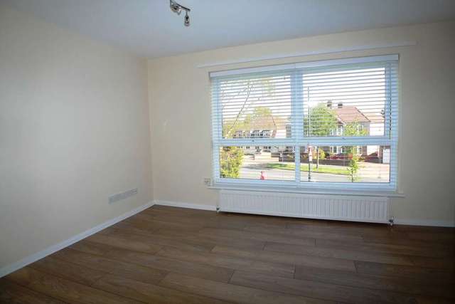  Image of 1 bedroom Studio flat to rent in Greenwood Close Sidcup DA15 at Greenwood Close  Sidcup, DA15 9AD