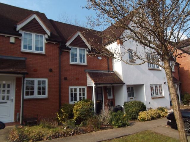  Image of 2 bedroom Detached house to rent in Griffin Close Birmingham B31 at Griffin Close Northfield Birmingham, B31 2FJ
