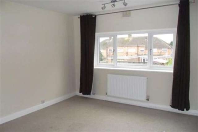  Image of 2 bedroom Maisonette to rent in Grimsbury Square Banbury OX16 at Banbury, OX16 3HU