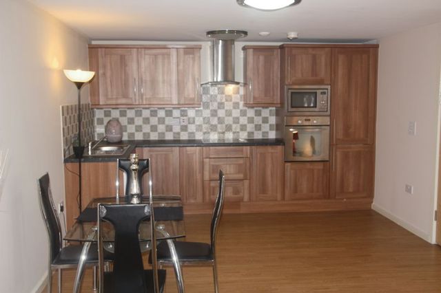  Image of 2 bedroom Flat to rent in Hanover Street Newcastle upon Tyne NE1 at Hanover Street  Newcastle Upon Tyne, NE1 3AB