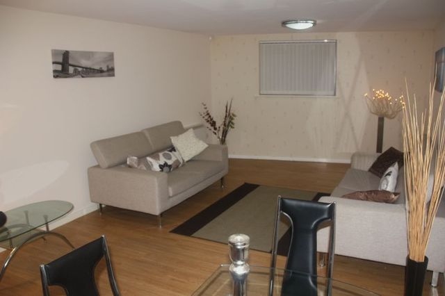  Image of 2 bedroom Flat to rent in Hanover Street Newcastle upon Tyne NE1 at Hanover Street  Newcastle Upon Tyne, NE1 3AB