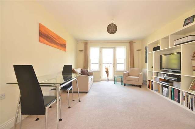  Image of 2 bedroom Apartment for sale in Hardwicke Road Reigate RH2 at Reigate Surrey Reigate, RH2 9AG