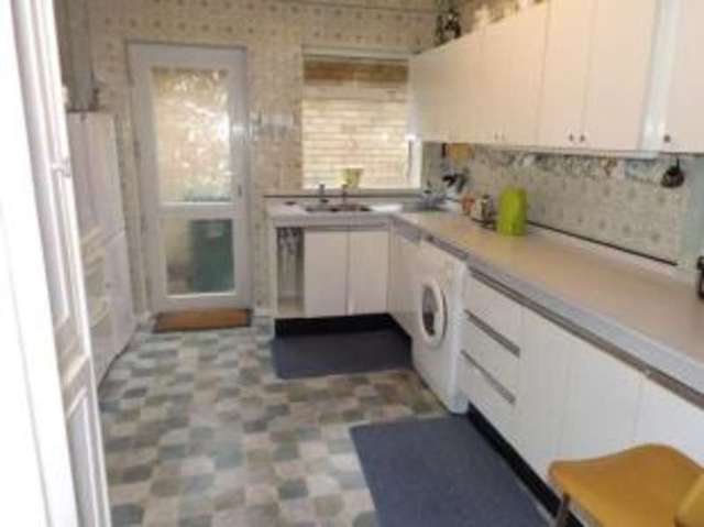  Image of 2 bedroom Bungalow for sale in Harrowgate Drive Birstall Leicester LE4 at Birstall Leicester Birstall, LE4 3GJ
