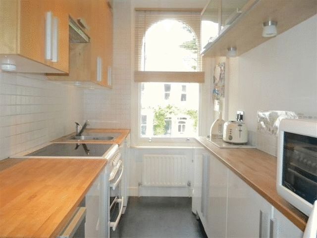  Image of 2 bedroom Flat to rent in Hartington Villas Hove BN3 at Hartington Villas  Hove, BN3 6HF