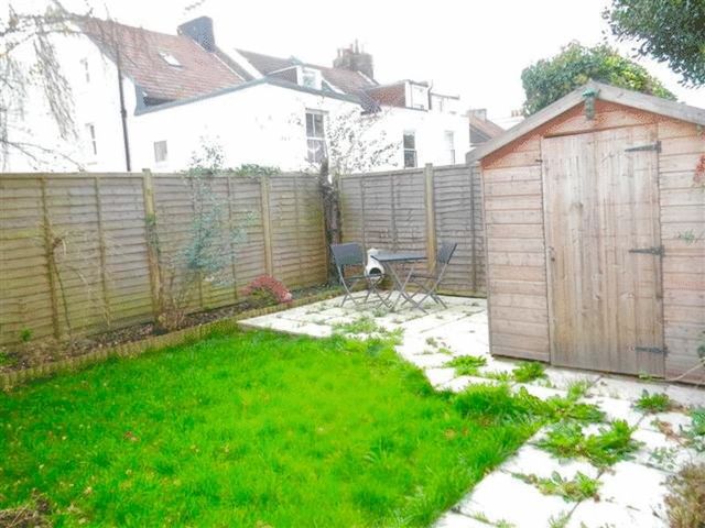 Image of 2 bedroom Flat to rent in Hartington Villas Hove BN3 at Hartington Villas  Hove, BN3 6HF