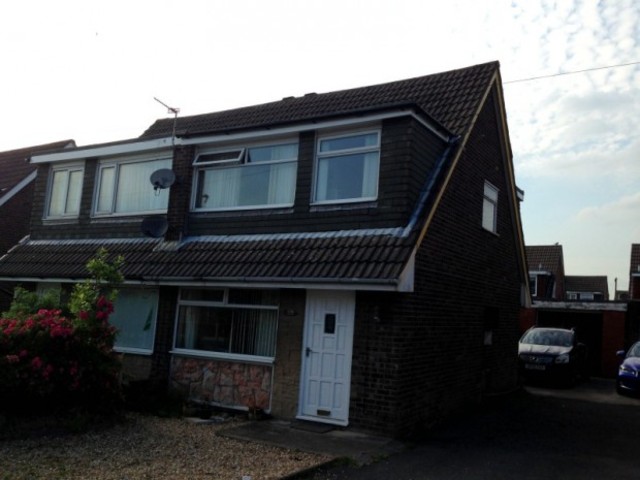 Image of 3 bedroom Semi-Detached house to rent in Heversham Avenue Fulwood Preston PR2 at Haversham Avenue Fulwood Preston, PR2 9TD