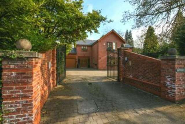  Image of 5 bedroom Detached house for sale in Hawley Lane Hale Barns Altrincham WA15 at ALTRINCHAM, WA15 0DR