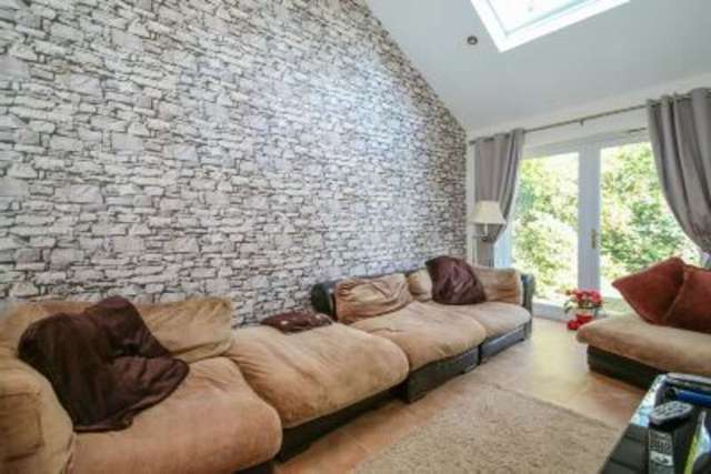  Image of 5 bedroom Detached house for sale in Hawley Lane Hale Barns Altrincham WA15 at ALTRINCHAM, WA15 0DR