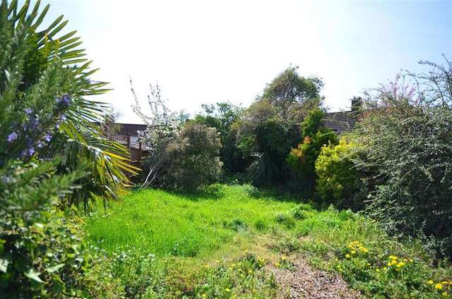  Image of 3 bedroom Detached house for sale in Heath Way Erith DA8 at Erith Kent Erith, DA8 3LZ