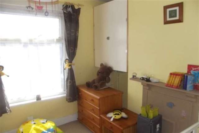  Image of 2 bedroom Terraced house to rent in Regent Square Heavitree Exeter EX1 at Exeter, EX1 2RL