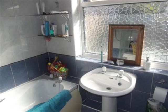  Image of 2 bedroom Terraced house to rent in Regent Square Heavitree Exeter EX1 at Exeter, EX1 2RL