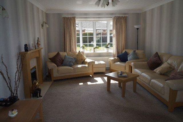  Image of 3 bedroom Detached house for sale in Hemingby Way Horncastle LN9 at Hemingby Way  Horncastle, LN9 5EU