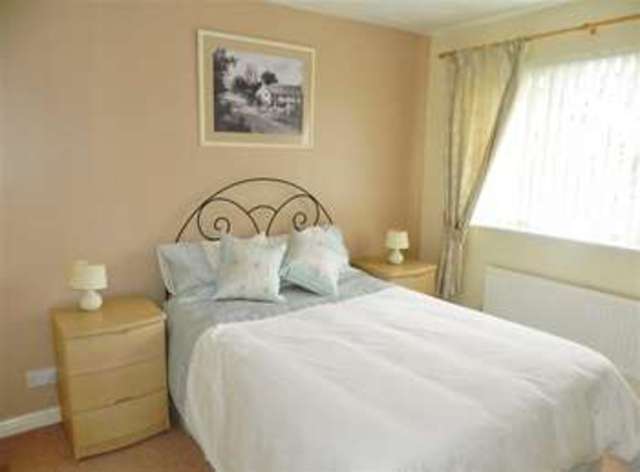  Image of 3 bedroom Property for sale in Heol Hafdy Llansamlet Swansea SA7 at Heol Hafdy Swansea Swansea, SA7 9RZ