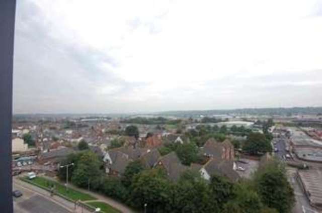  Image of 1 bedroom Property to rent in Chatham Street Reading RG1 at Hermitage Chatham Place Reading Reading, RG1 7LF