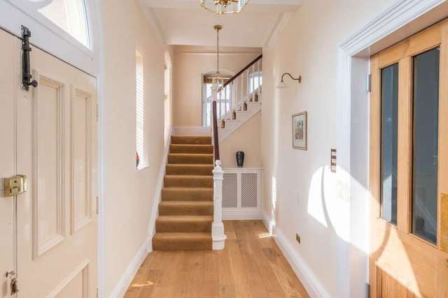  Image of 5 bedroom Detached house for sale in High Street Eckington Sheffield S21 at Eckington Sheffield Eckington, S21 4DR