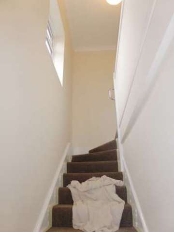  Image of 2 bedroom Flat to rent in High Street Polegate BN26 at High Street  Eastbourne, BN26 6AG