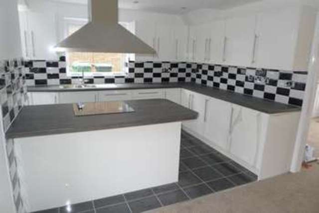  Image of 3 bedroom Semi-Detached house for sale in Higher Lomax Lane Heywood OL10 at Higher Lomax Lane  Heywood, OL10 4SJ