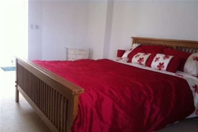  Image of 3 bedroom Detached house to rent in Highfields Park Drive Derby DE22 at Derby, DE22 1BW