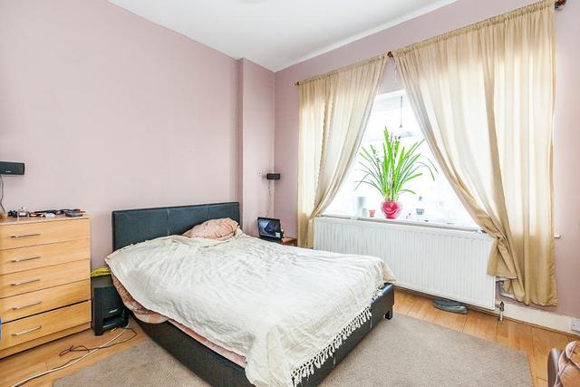  Image of 3 bedroom End of Terrace for sale in Hilda Road London E16 at London, E16 4NN