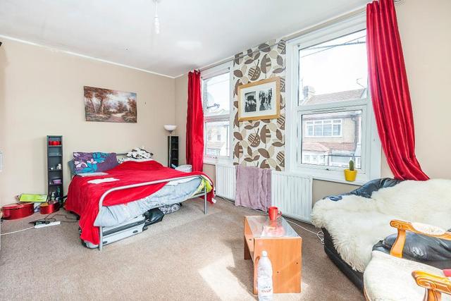  Image of 3 bedroom End of Terrace for sale in Hilda Road London E16 at London, E16 4NN
