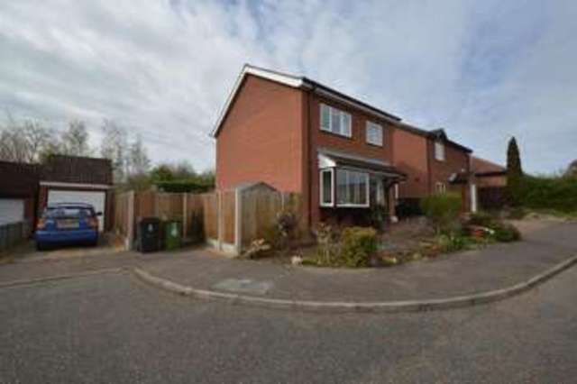  Image of 3 bedroom Detached house for sale in Hill Crest New Costessey Norwich NR5 at Hill Crest  Norwich, NR5 0NB