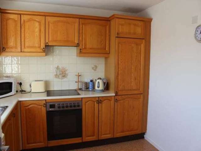  Image of 2 bedroom Flat to rent in Locking Road Weston-super-Mare BS22 at Locking Road Weston-super-Mare Milton, BS22 8PR