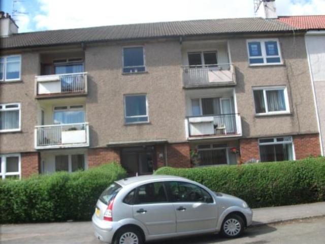  Image of 2 bedroom Flat to rent in Hillington Quadrant Glasgow G52 at Cardonald Glasgow Glasgow, G52 2AQ