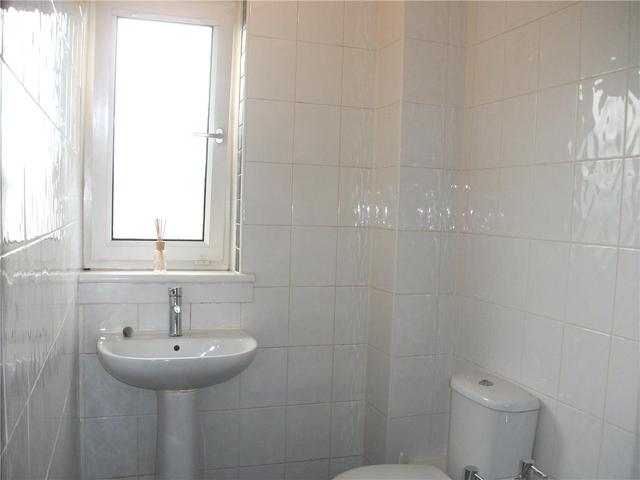  Image of 2 bedroom Flat to rent in Hillington Quadrant Glasgow G52 at Cardonald Glasgow Glasgow, G52 2AQ
