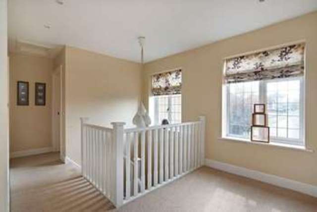  Image of 5 bedroom Detached house for sale in Hill Rise Burbage Hinckley LE10 at Hillrise  Burbage, LE10 2UA