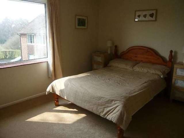  Image of 2 bedroom Flat to rent in Hiltingbury Road Chandler