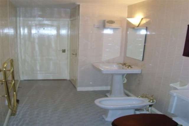  Image of 2 bedroom Flat to rent in Hine Hall Mapperley Nottingham NG3 at Nottingham, NG3 5PG