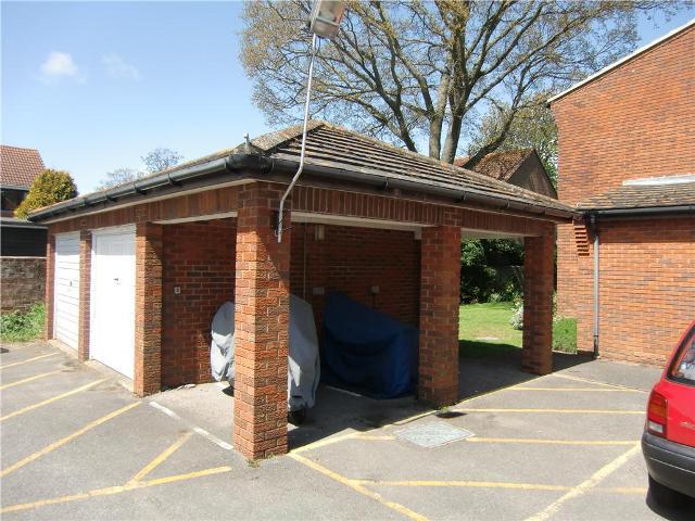  Image of 1 bedroom Apartment to rent in Sylvan Way Bognor Regis PO21 at Homecroft House Sylvan Way Bognor Regis, PO21 2NQ