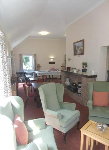  Image of 1 bedroom Apartment to rent in Sylvan Way Bognor Regis PO21 at Homecroft House Sylvan Way Bognor Regis, PO21 2NQ