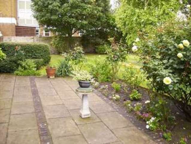  Image of 1 bedroom Retirement Property for sale in St. Leonards Road Eastbourne BN21 at St. Leonards Road  Eastbourne, BN21 3UW