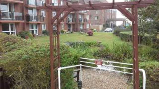  Image of 1 bedroom Retirement Property for sale in Brookfield Road Bexhill-on-Sea TN40 at Brookfield Road  Bexhill-on-Sea, TN40 1PN