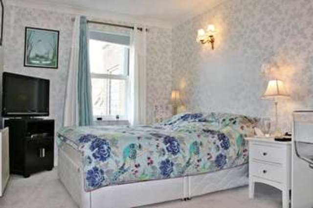  Image of 1 bedroom Retirement Property for sale in Pittville Circus Road Cheltenham GL52 at Pittville Circus Road  Cheltenham, GL52 2QB