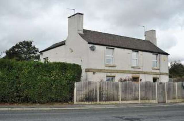  Image of 4 bedroom Detached house to rent in Horbury Road Wakefield WF2 at Horbury Road  Wakefield, WF2 8RE