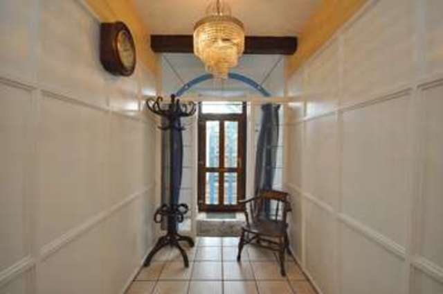  Image of 4 bedroom Detached house to rent in Horbury Road Wakefield WF2 at Horbury Road  Wakefield, WF2 8RE